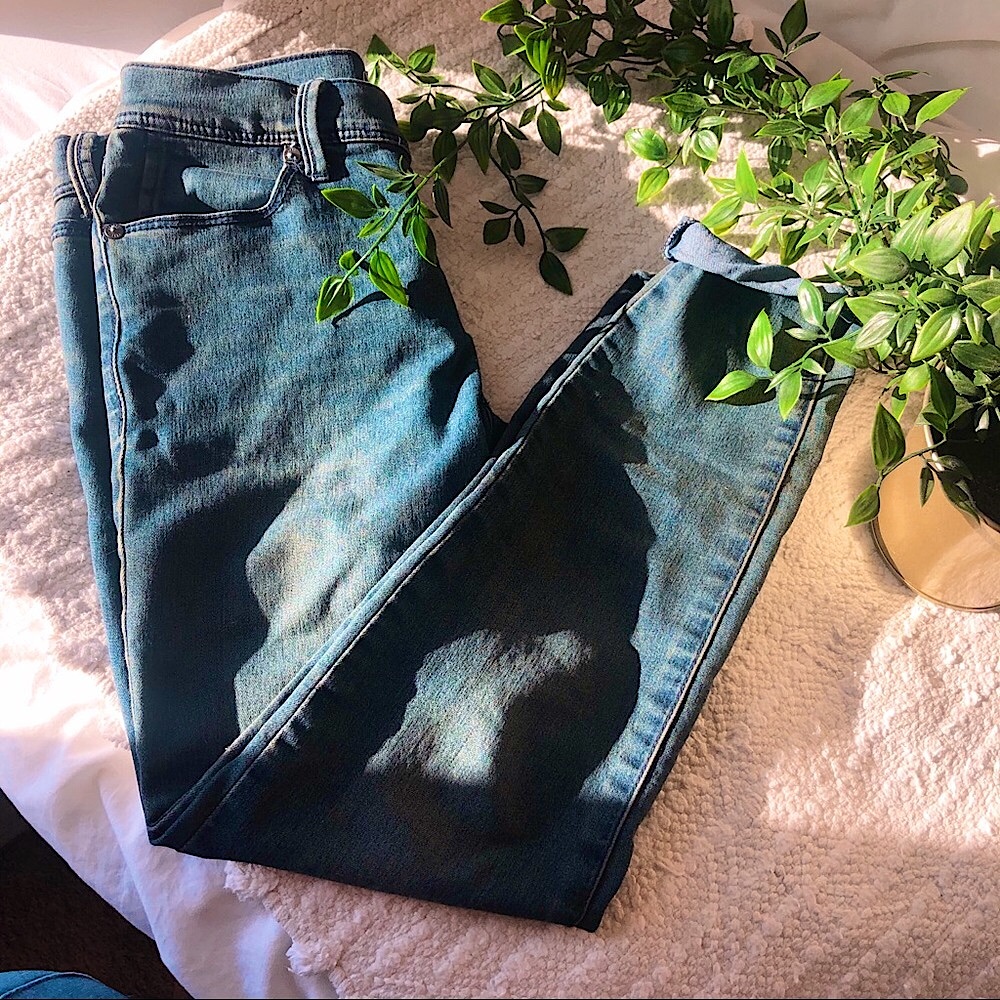 Free people jeans ☀️